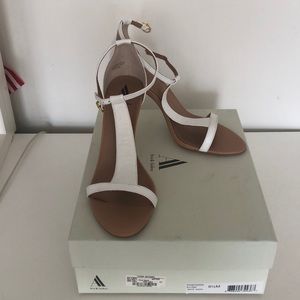 Ava&Aiden ‘Elise’ white stiletto- worn once!